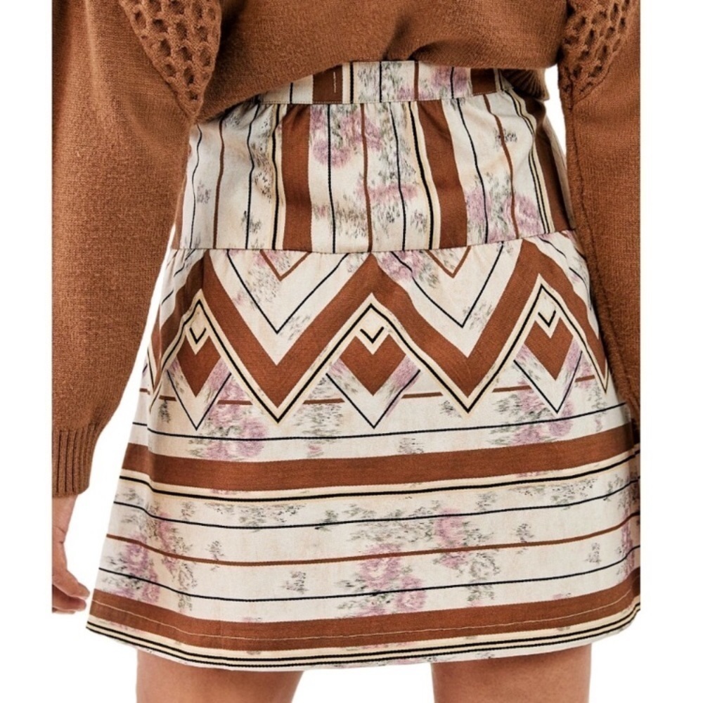 TINY for Anthropologie NWT Raleigh A-Line Mini Skirt Size Medium Floral Striped - Picture 3 of 12